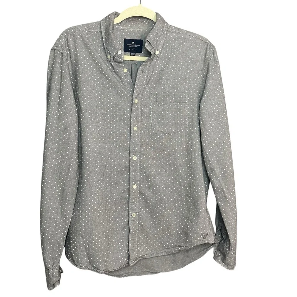American Eagle Outfitters Long Sleeve Button Down Grey Shirt Size Medium - Picture 1 of 9